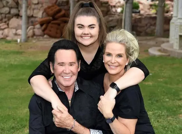 Who Is Lauren Ashley Newton? Wayne Newton's Daughter